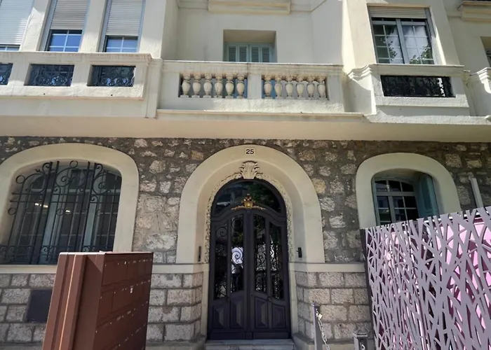 Carabacel Apartment *